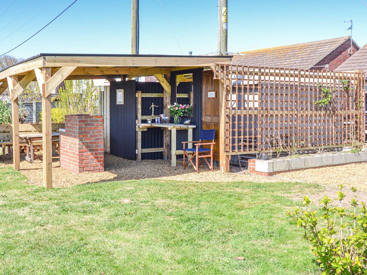 Cottage for 4 People in Walcott, Norfolk