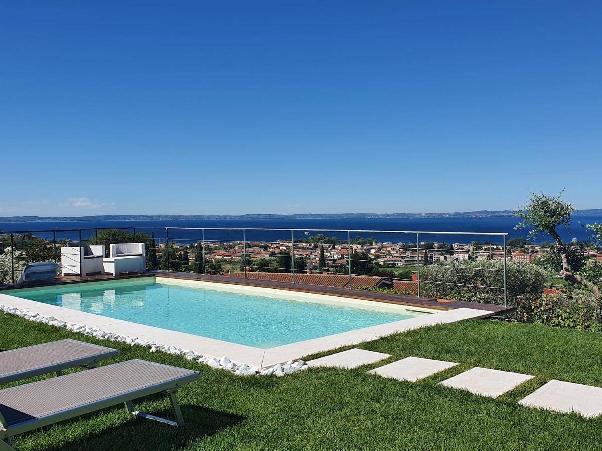 B&B Corte Frisonai in Bardolino, Garda Bergen