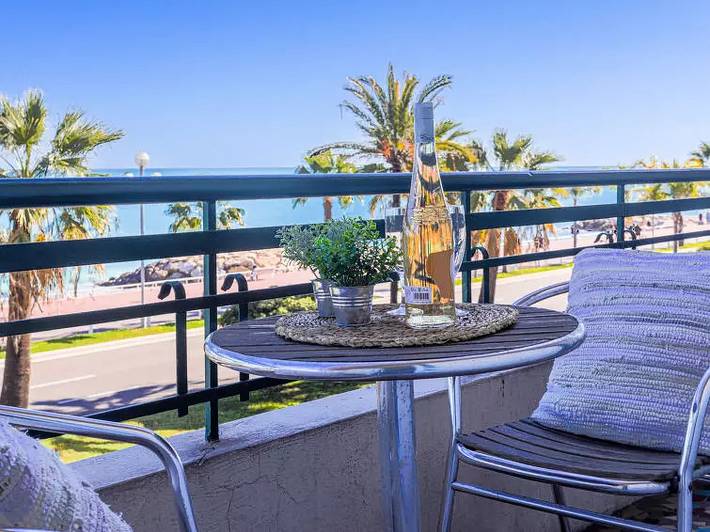Ferienwohnung für 2 Personen, mit Terrasse in Nizza - 2