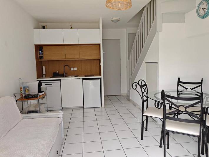 Gîte pour 4 personnes, avec jardin et piscine, adapté aux familles à Saint-Saturnin-lès-Avignon - 4