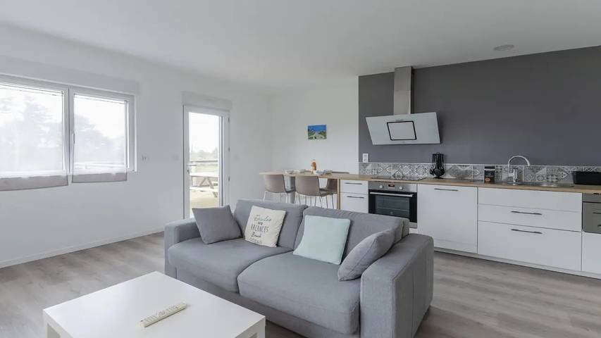 Gîte pour 5 personnes, avec Balcon et Terrasse à Ploudalmézeau - 2