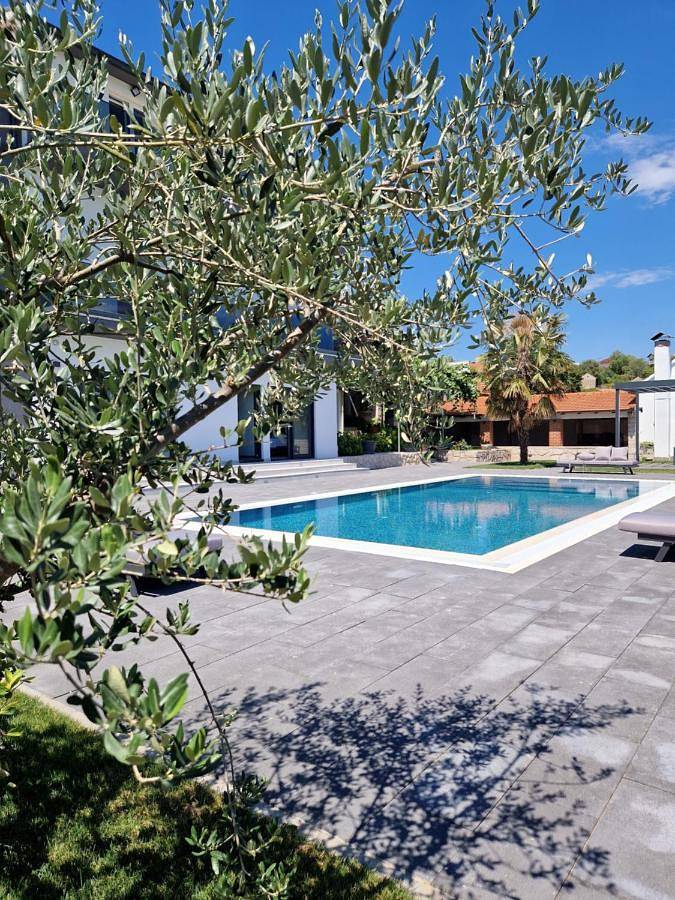 Villa with Private Pool in Imotski, Makarska Riviera
