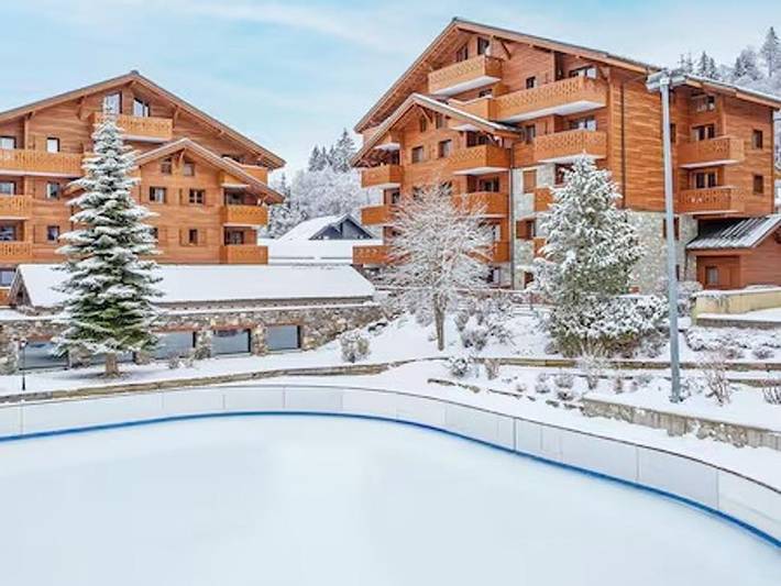 Location de vacances pour 5 personnes, avec Balcon et Sauna dans Office De Tourisme Des Carroz