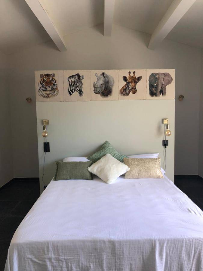 Location de vacances pour 6 personnes, avec jardin ainsi que piscine et vue à Alès - 4