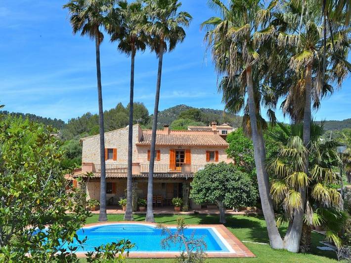 Finca für 8 Personen, mit Garten und Pool sowie Sauna und Balkon, kinderfreundlich auf Mallorca