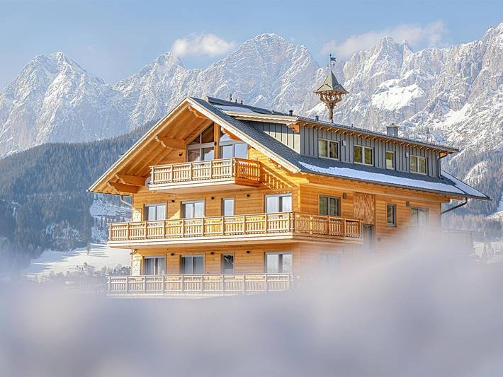 Ferienwohnung für 6 Personen, mit Balkon und Terrasse sowie Garten in Vorberg