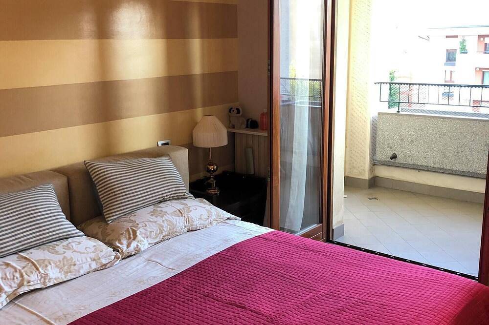 Ganze Wohnung, Homerez - Elegantes Apartment in Monza mit Gartenblick in Monza, Brianza