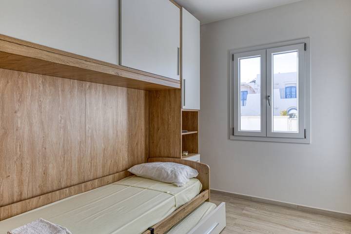 Appartamento intero, Appartamento 'Stella Marina' con terrazza privata, Wi-Fi e aria condizionata in Torre Pali, Salve