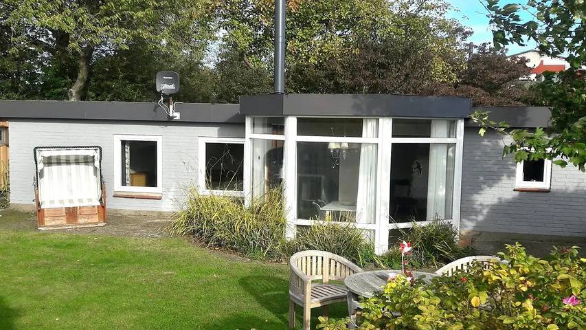 Ferienhaus für 2 Personen, mit Garten und Pool auf Fehmarn