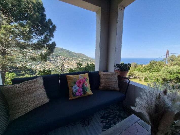 Villa pour 4 personnes, avec vue ainsi que piscine et jardin à Bastia - 3