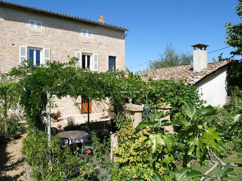 Chambres d'hôtes de la Croze - Chambre à fleurs in Mâcon region