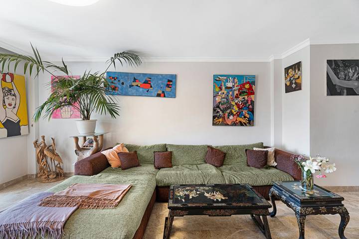 Entire apartment, ‘Graciosa’ Holiday Apartment with Sea Views, Private Terrace & Wi-Fi in Los Cristianos, Arona