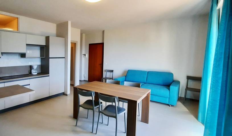 Ferienwohnung für 8 Personen, mit Balkon und Garten sowie Seeblick in Tignale - 4