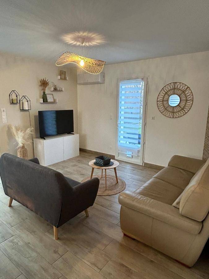 Location de vacances pour 6 personnes, avec jardin et piscine à La Force - 3