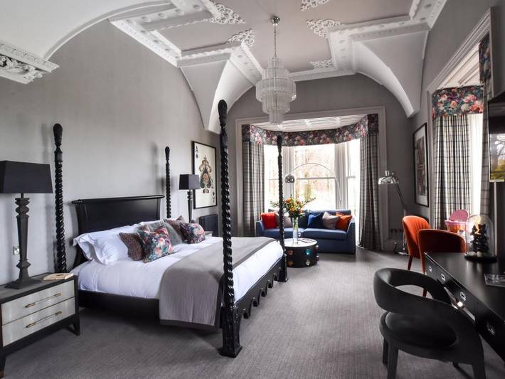 Hôtel pour 2 personnes, avec Terrasse ainsi que Jardin et Vue à Stirling
