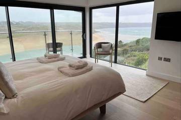 Glamping for 18 People in Newquay, Cornwall, Photo 3