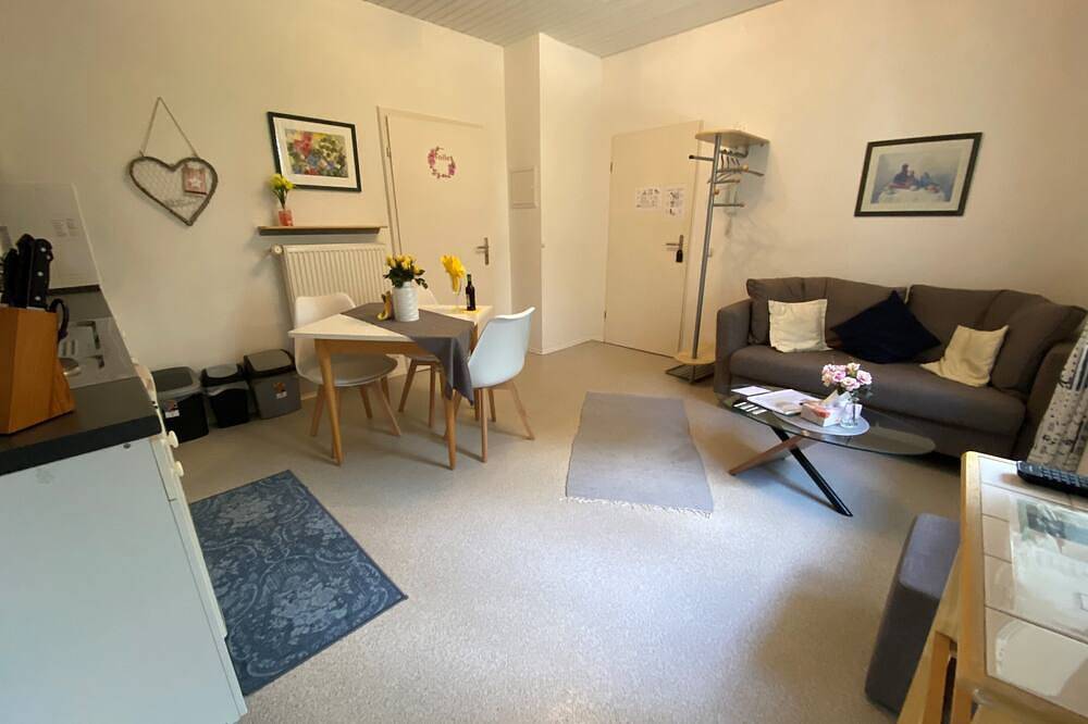 Entire apartment, Vacation apartment Am Franziskanergarten \"Apartment Benediktenwand\", with balcony in Bad Tölz, Tölzer Land