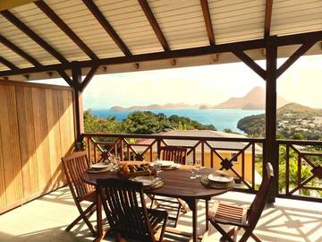 Gîte pour 6 personnes, avec vue et jardin à Terre-de-Bas