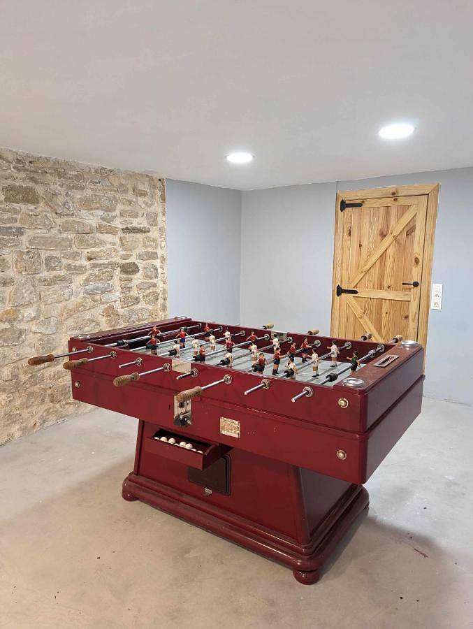 Four-Bedroom House in Valle de Yerri, Cordillera Cantábrica