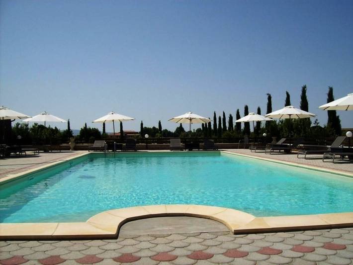 Casa de vacaciones para 4 personas, con jardín además de piscina y vistas - 1