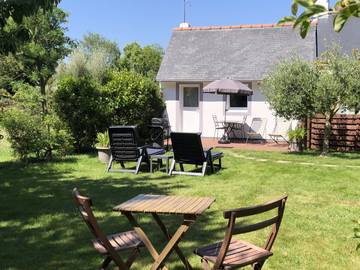 Gîte pour 2 personnes, avec terrasse et jardin en Bretagne