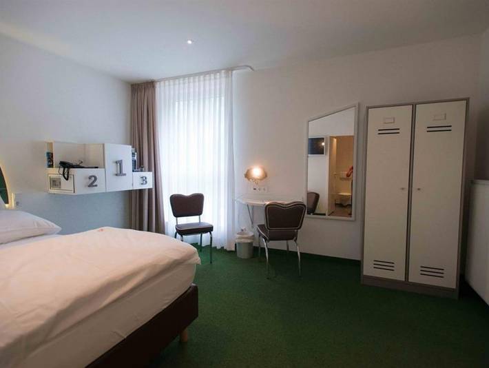 Hotel, mit Balkon und Terrasse sowie Sauna in Bonn und Umgebung - 3