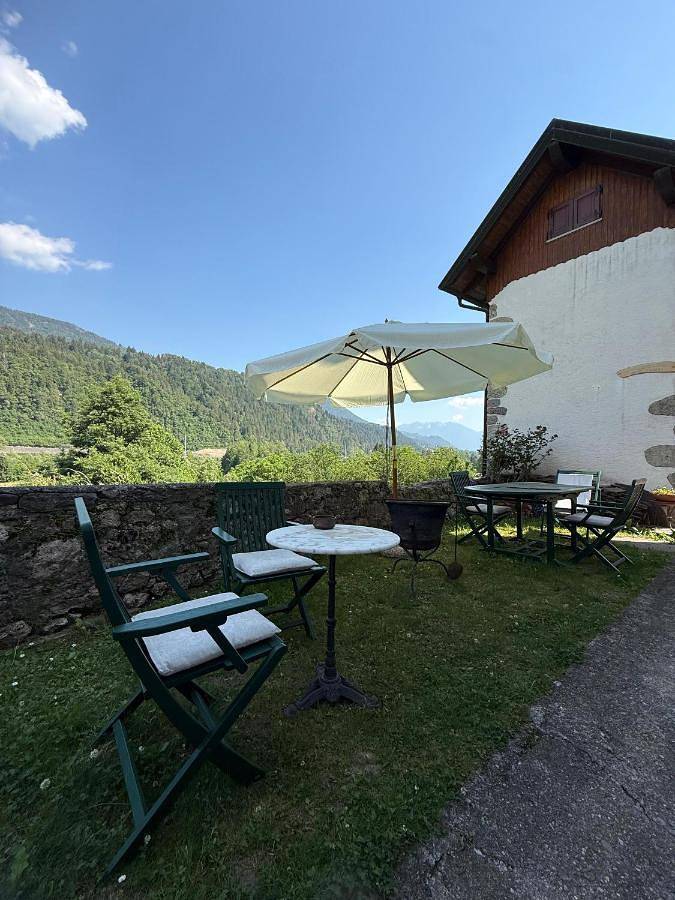 Gîte pour 5 personnes, avec vue et jardin, animaux acceptés à Ovaro - 4