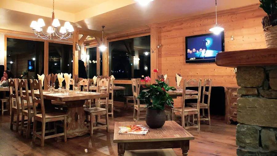 Entire apartment, 2 Room Apartment 8 People Cabin in Brides-les-Bains, Les Trois Vallées