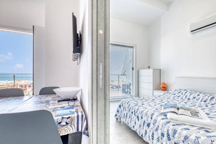 Entire apartment, Le Lanterne 1 - Luxury Apartments in Borghetto Santo Spirito, Riviera di Ponente