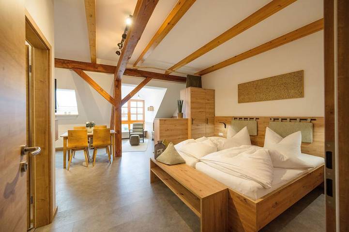 Bauernhof für 2 Personen, mit Pool und Balkon sowie Garten, mit Haustier