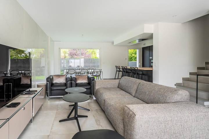 Location de vacances pour 8 personnes, avec piscine et jardin, animaux acceptés à Vendargues - 3