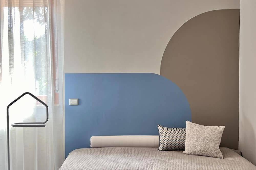 Spacious 4-bedroom villa in delightful Casale Monferrato with Ac in Casale Monferrato (Town), Casale Monferrato