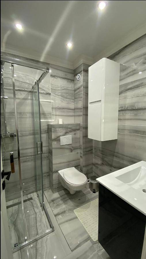 Appartement entier, Two-Bedroom Apartment in Aiguebelle (Savoie), Région de Saint-Jean-de-Maurienne
