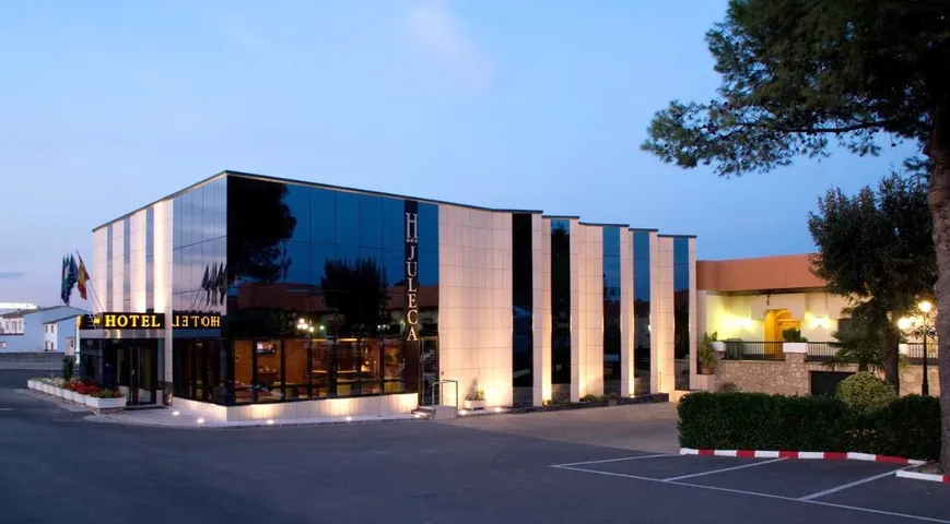 Hôtel pour 2 personnes, avec jardin et piscine - 1