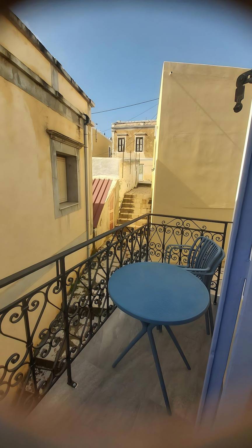 Entire studio, Studio '10' with Private Balcony, Kitchenette, Wi-Fi and Air Conditioning in Ano Symi, Turkish Aegean