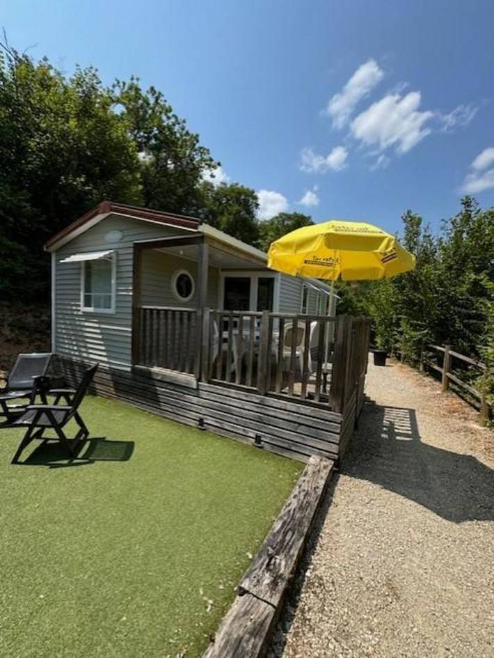 Location de vacances pour 6 personnes, avec terrasse et balcon/terrasse à Souillac - 2