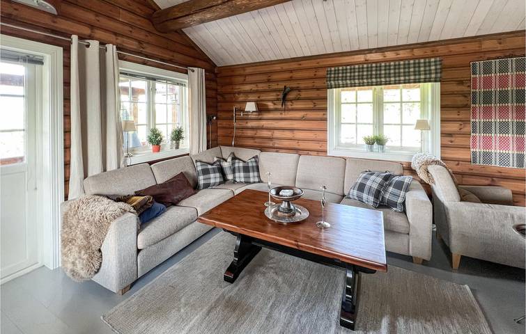 Ferienhaus für 8 Personen mit Terrasse in Nordre Land