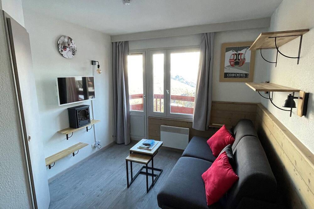 Apartamento entero, Encantador apartamento de 2 hab., cerca de comodidades, mascotas permitidas, Wifi, balcón in La Tania, La Perrière