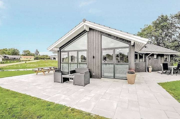 Ferienhaus für 8 Personen, mit Garten und Sauna sowie Terrasse, mit Haustier in Kelstrup Strand