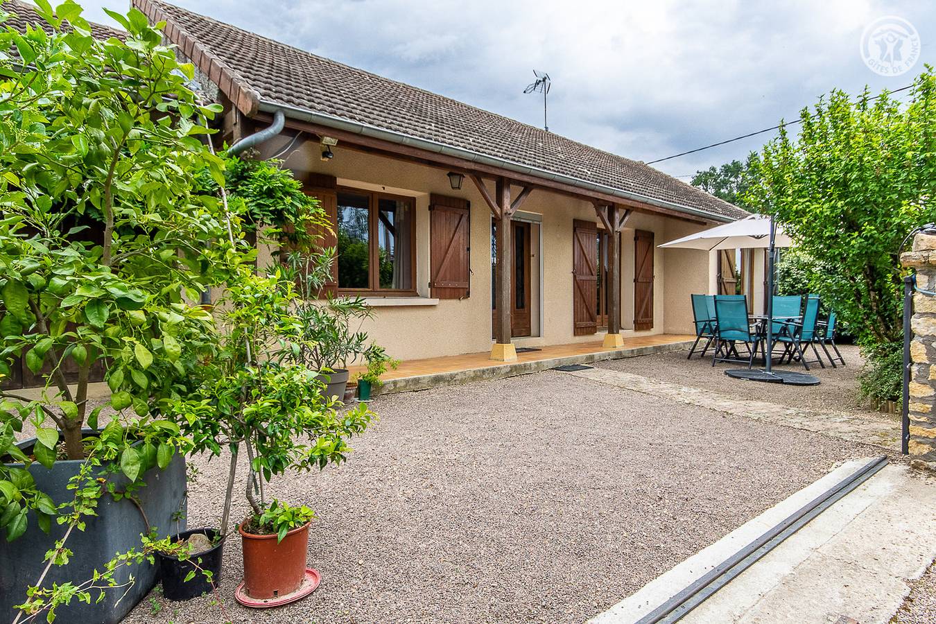 Gîte du Vieux Marronnier in Saint-Vincent-Bragny, Région de Charolles