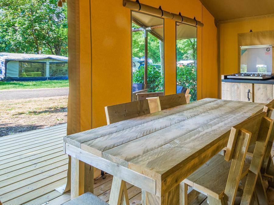 Camping Ensoya - Tienda de lona y madera 5 personas - Slow Lodge - 2 dormitorios, sin baño in Sigean, Region de Narbonne
