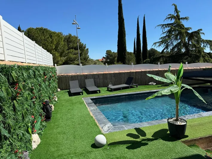 Appartement de vacances pour 2 personnes, avec piscine et jardin - 1