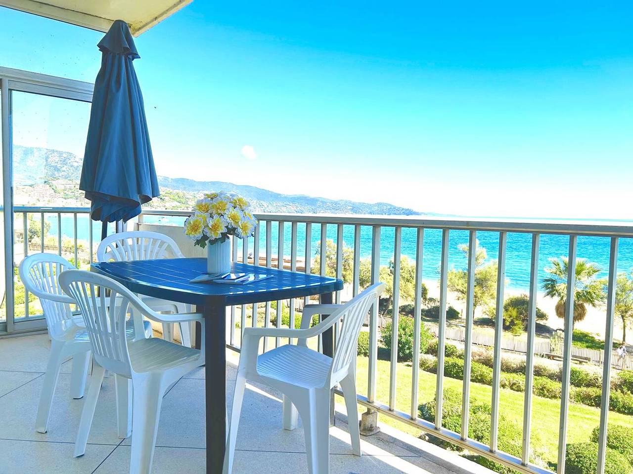 Appartement entier, Appartement 3 pièces avec parking, animaux admis, Le Lavandou in Le Lavandou, Région de Toulon