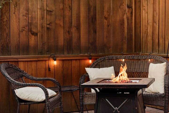 Log cabin for 7 people, with hot tub and balcony as well as yard in Pikes Peak