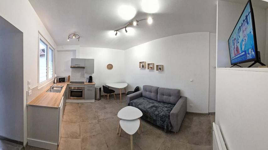 Gîte pour 4 personnes, avec jardin dans Bouchain