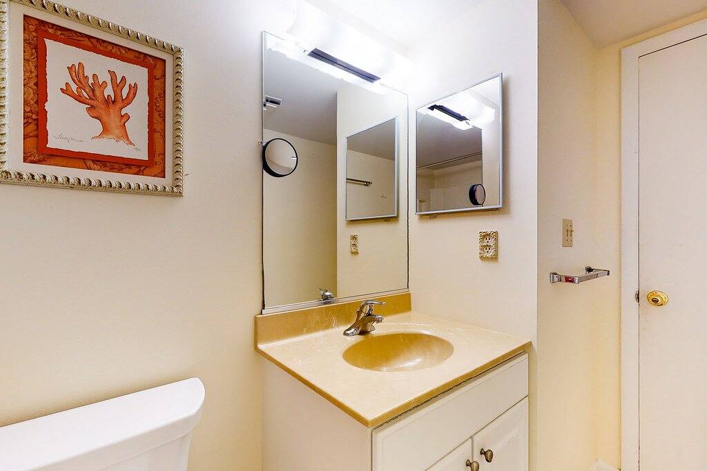 Ganze Wohnung, Sea Colony Ocean 8th floor condo w/ pool, balcony, and tennis court in Sea Colony, Middlesex Beach