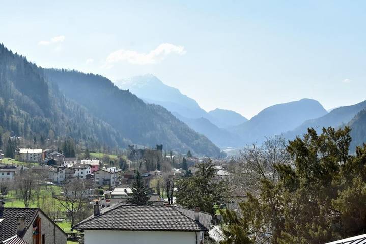 Gîte pour 4 personnes, avec vue et terrasse à Arta Terme - 2