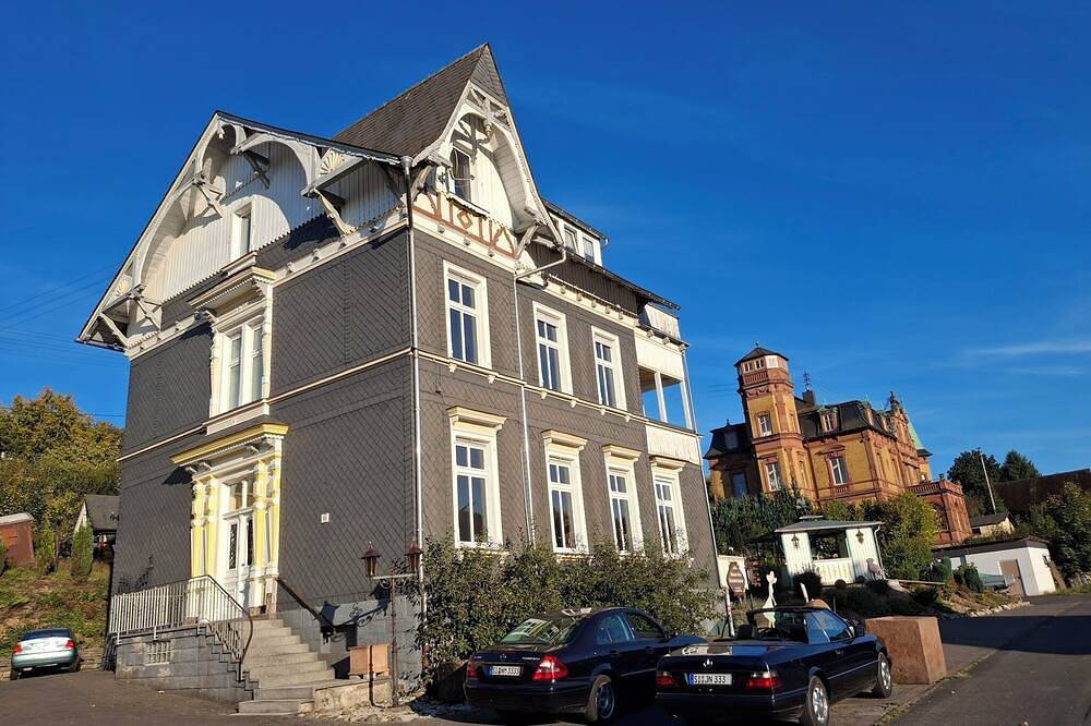 Ganze Wohnung, Appartement mit Balkon in Hilchenbach, Kreis Siegen-Wittgenstein