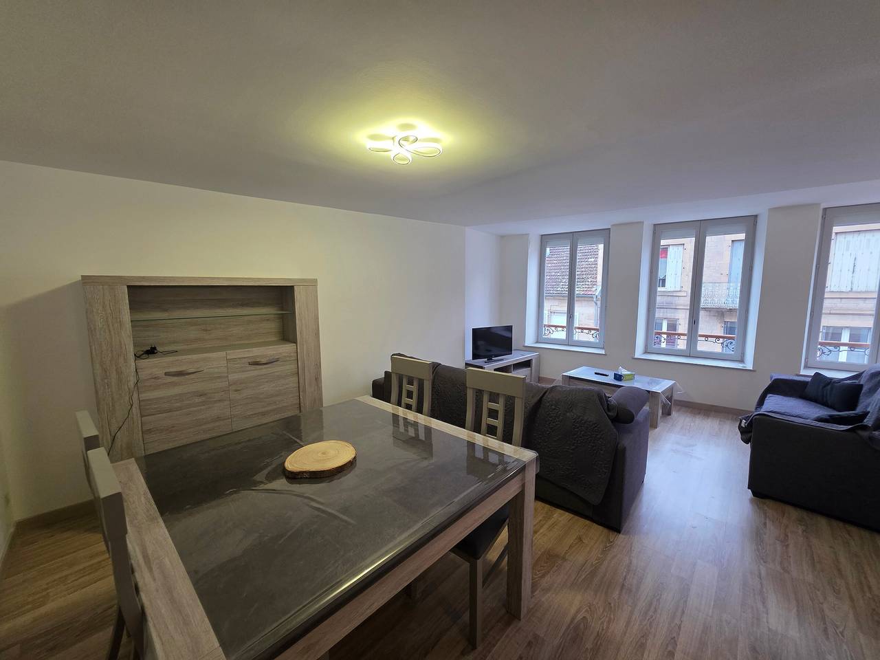 Apartamento entero, Encantador apartamento céntrico - 4 pers. in Luxeuil-les-Bains, Alto Saona