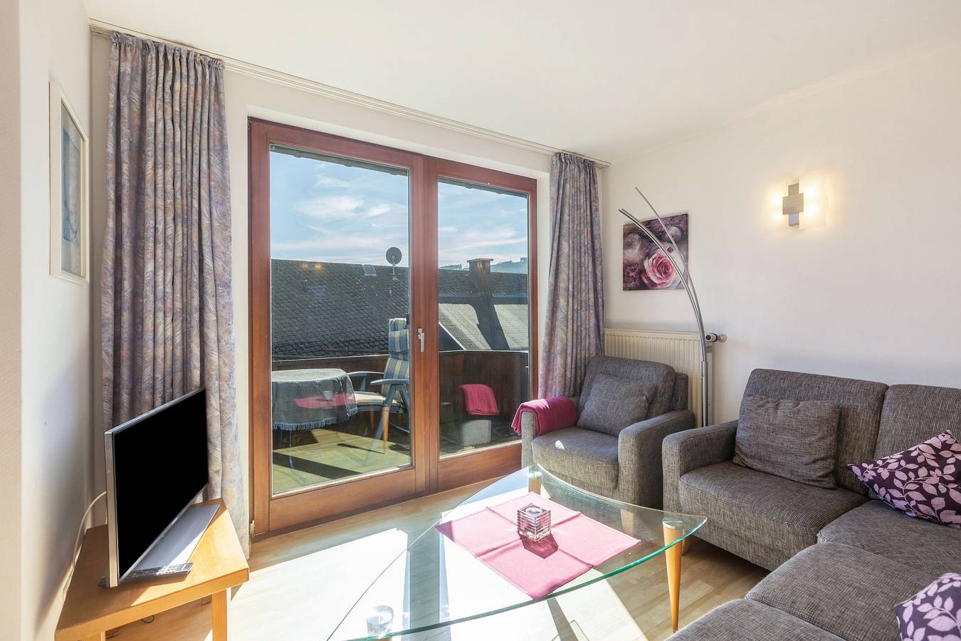 Ganze Wohnung, Ferienwohnung 'Orenberg 6' in Willingen, die Mittelgebirge
